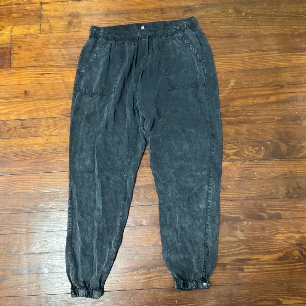 Thread & Supply Charcoal Mineral Washed ‎ Boho Joggers Sz M
